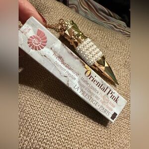 La prestige PARIS Matt lipstick shade Rose Rougie